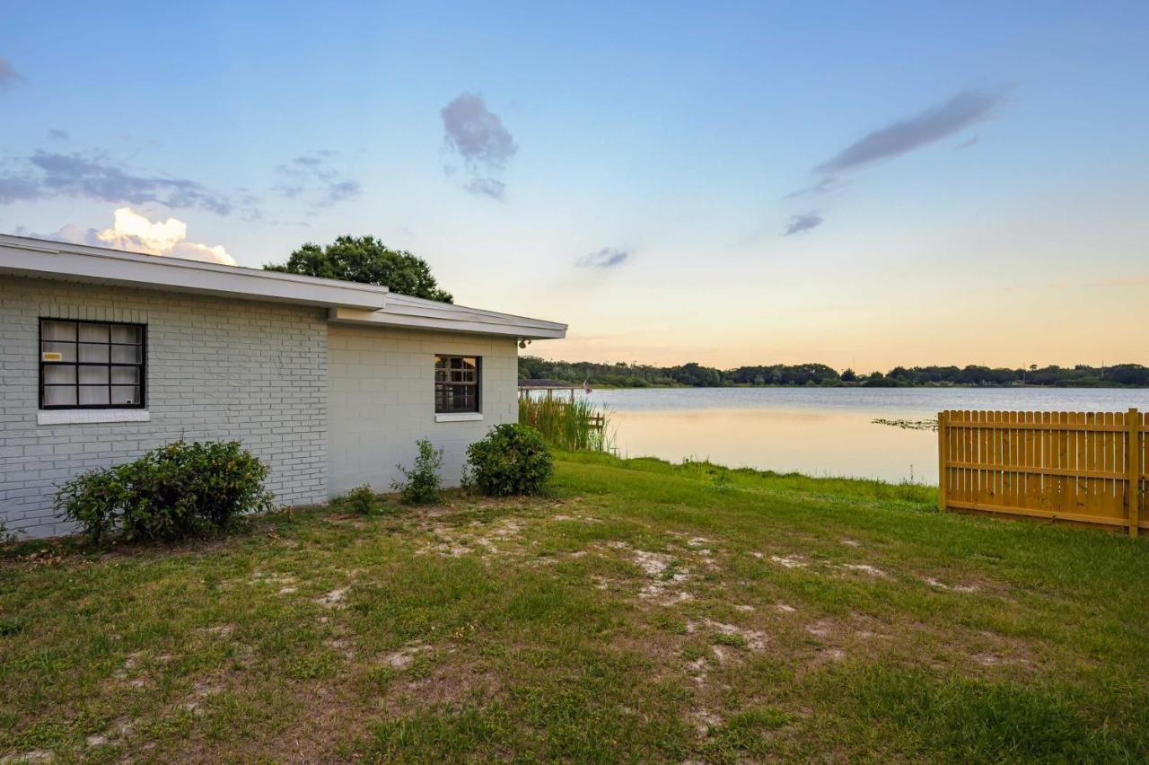 Lakefront Home With Screened Porch And Grill Winter Haven Exterior photo